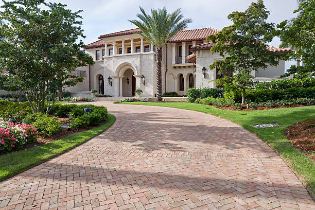 Best Local Driveway Pavers  in Banks, OR